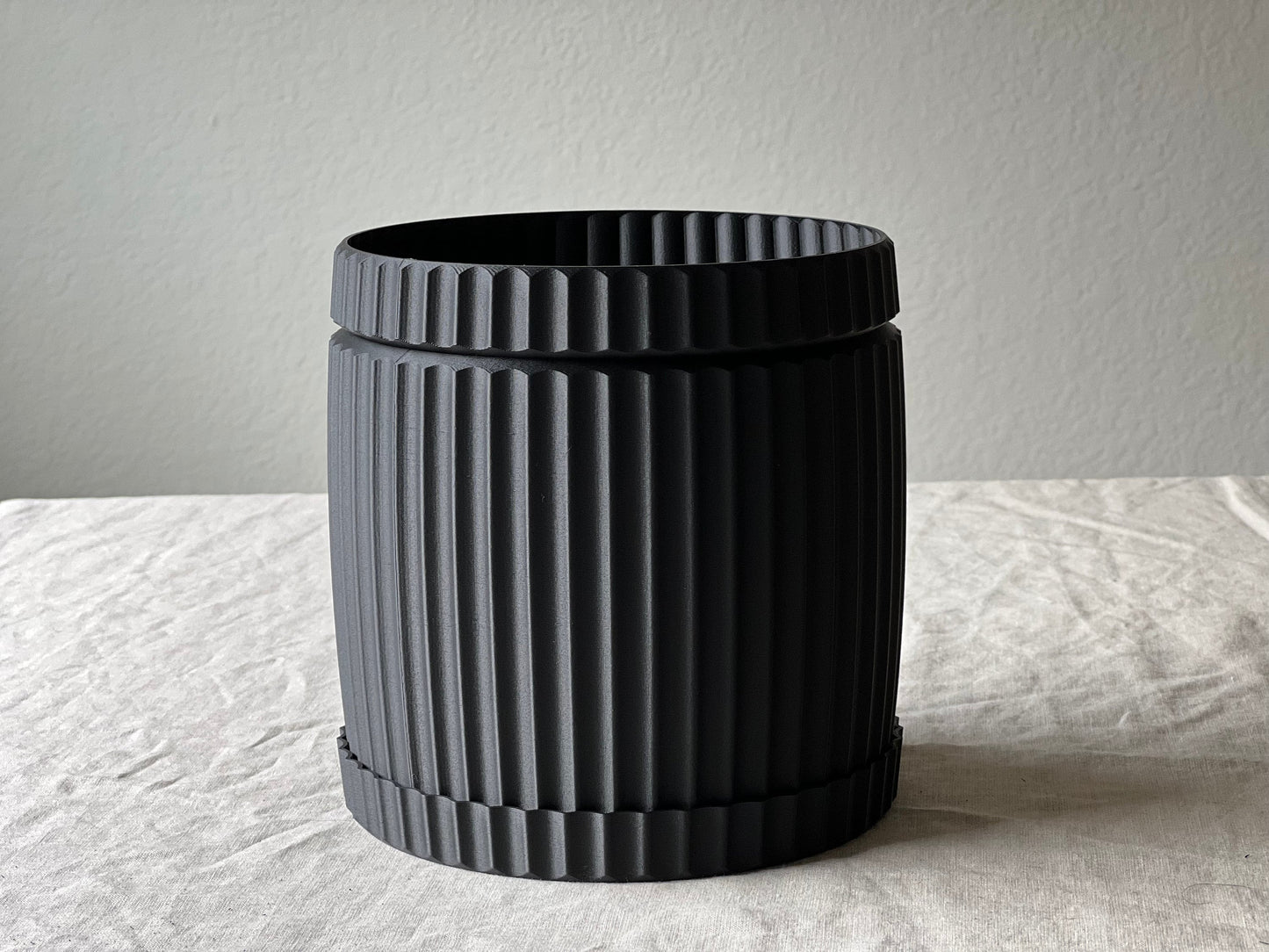 Black Lined Planter Pot