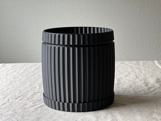 Black Lined Planter Pot